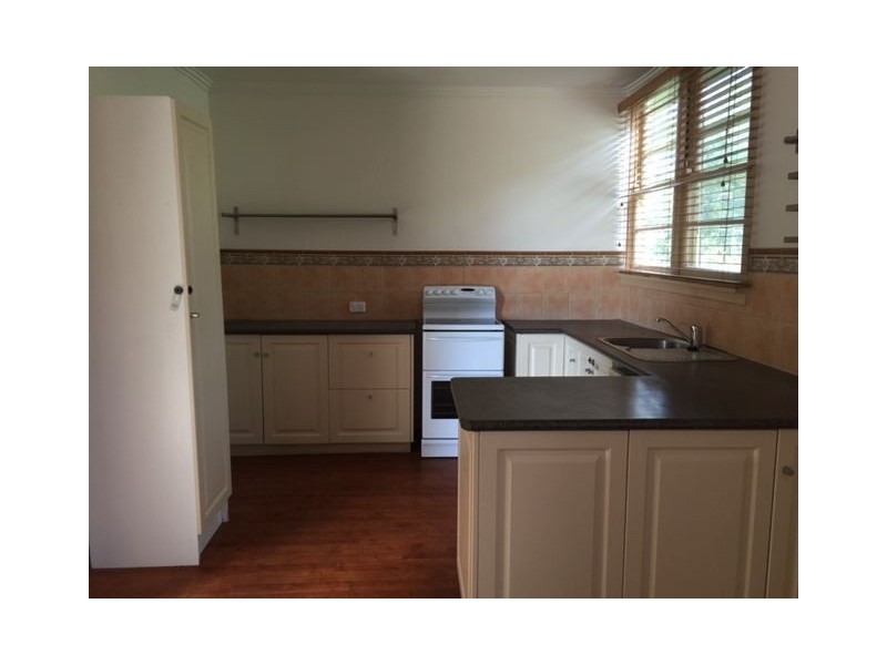 11 Davis Street, Creswick VIC 3363