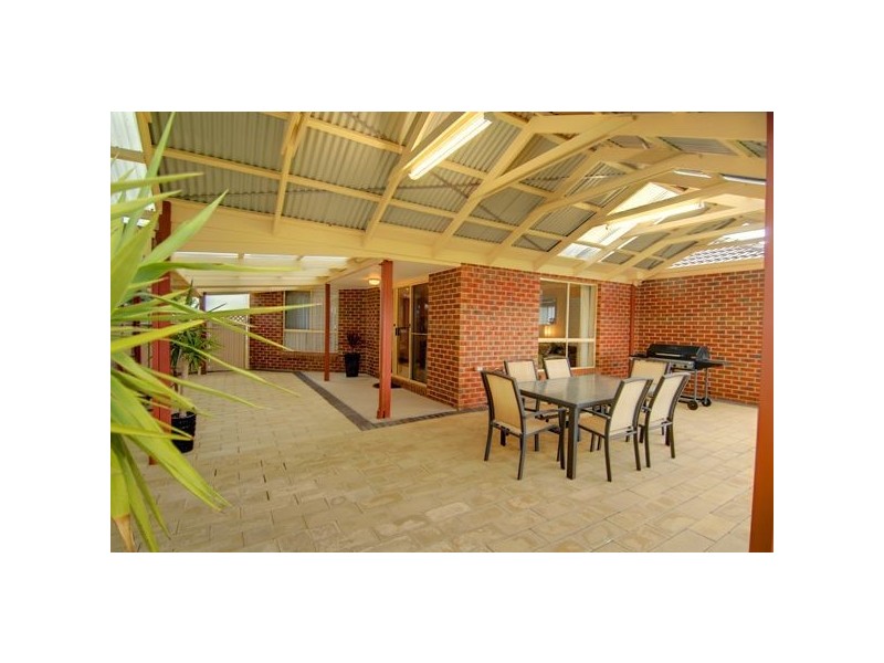 10 Cochrane Court, Invermay Park VIC 3350