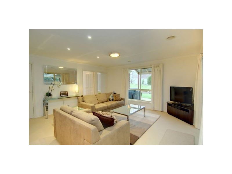 10 Cochrane Court, Invermay Park VIC 3350