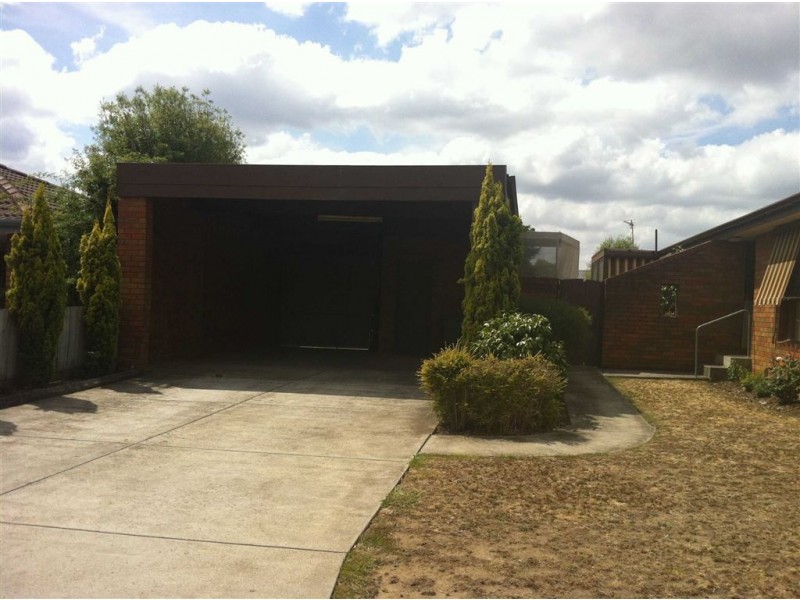 10 Cedar Ave, Alfredton VIC 3350