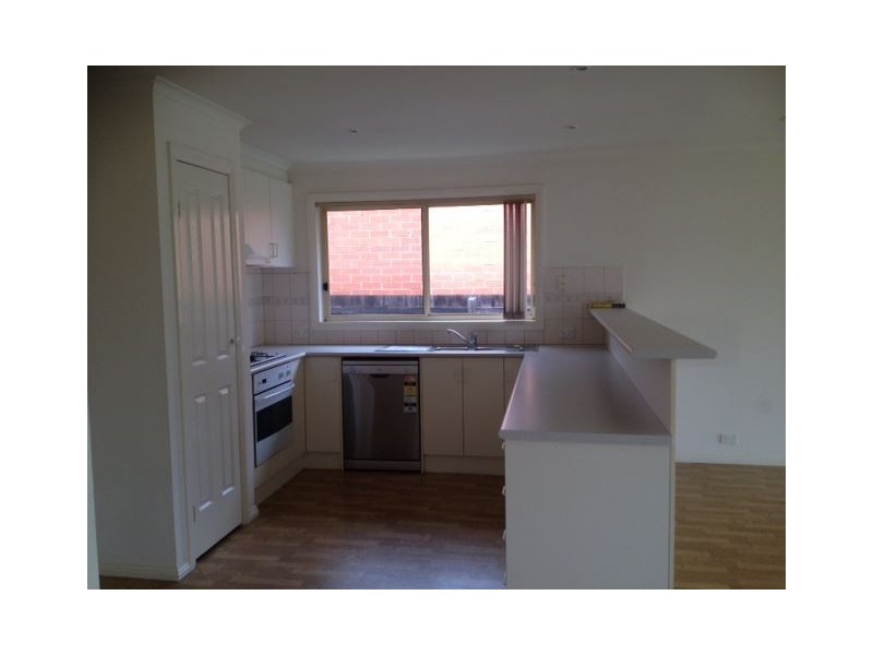 8 Zofia Place, Alfredton VIC 3350