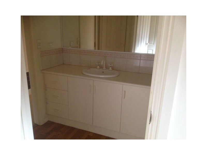 8 Zofia Place, Alfredton VIC 3350