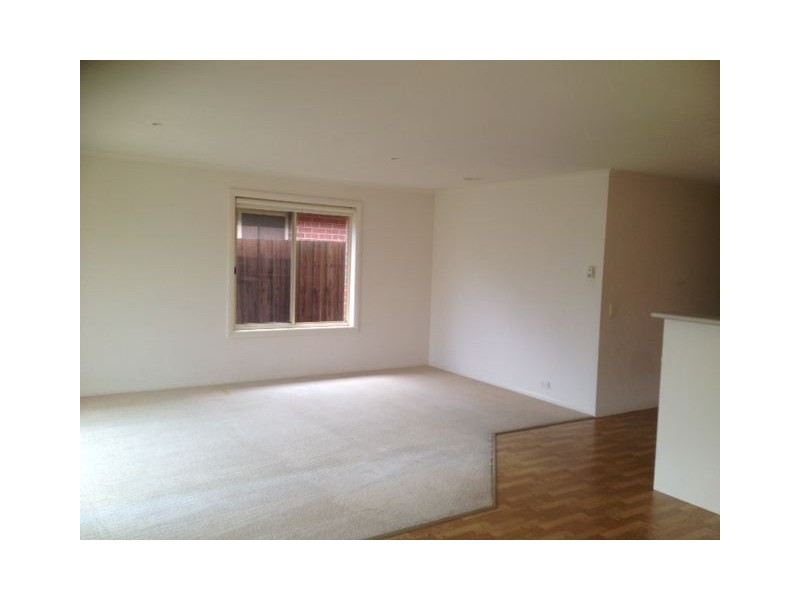 8 Zofia Place, Alfredton VIC 3350