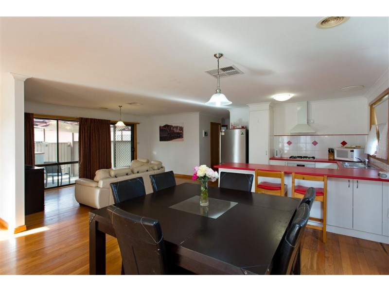 11 Lanita Street, Delacombe VIC 3356