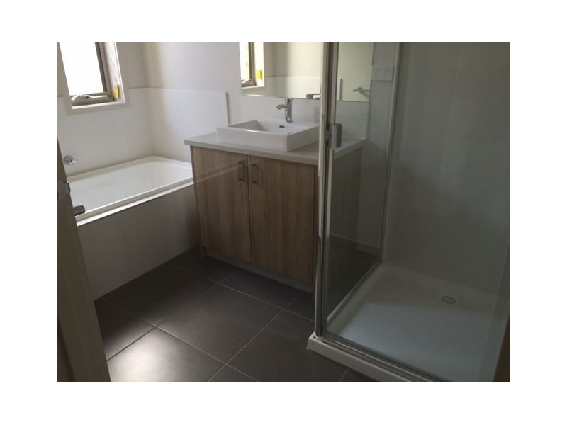 2 Nathanael Place, Ballarat East VIC 3350