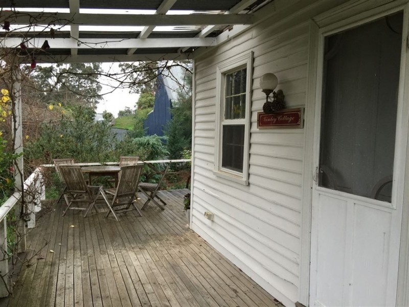 4 Pound Lane, Creswick VIC 3363