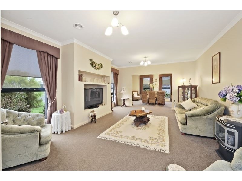 32 Boulevarde Drive, Alfredton VIC 3350