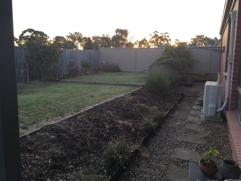 9 Maurie Paull Court, Mount Clear VIC 3350