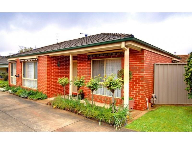 2/1016 Howitt Street, Wendouree VIC 3355