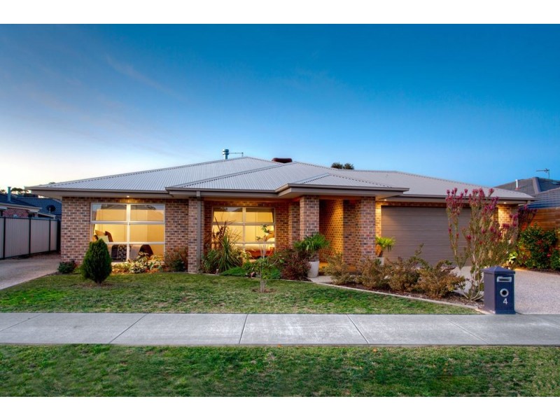 4 Jonathan Court, Brown Hill VIC 3350
