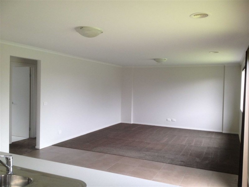 23 Carmichael Court, Sebastopol VIC 3356