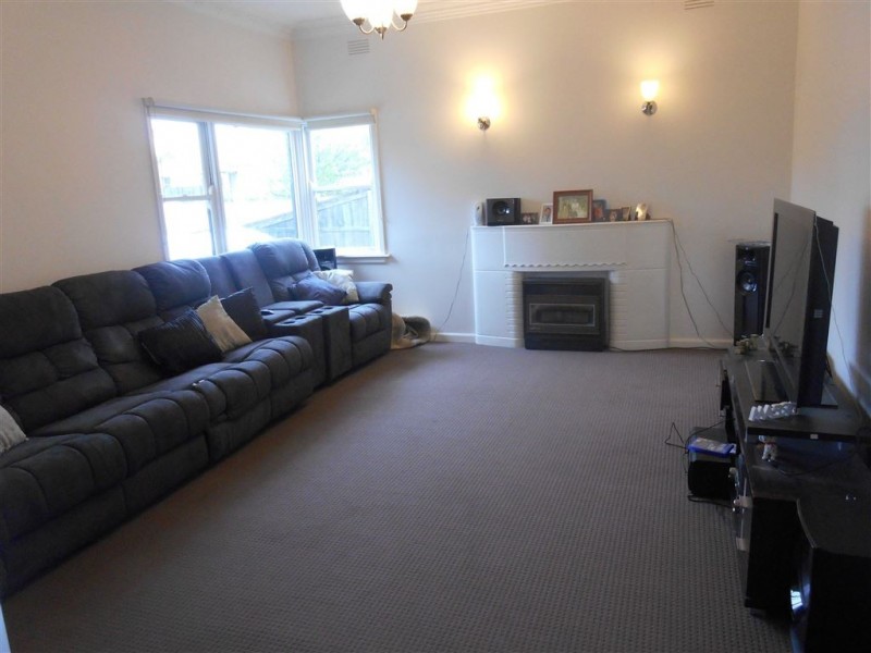 19 Inkerman Street, Newington VIC 3350