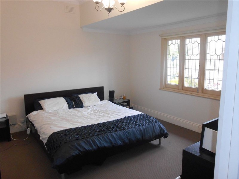 19 Inkerman Street, Newington VIC 3350