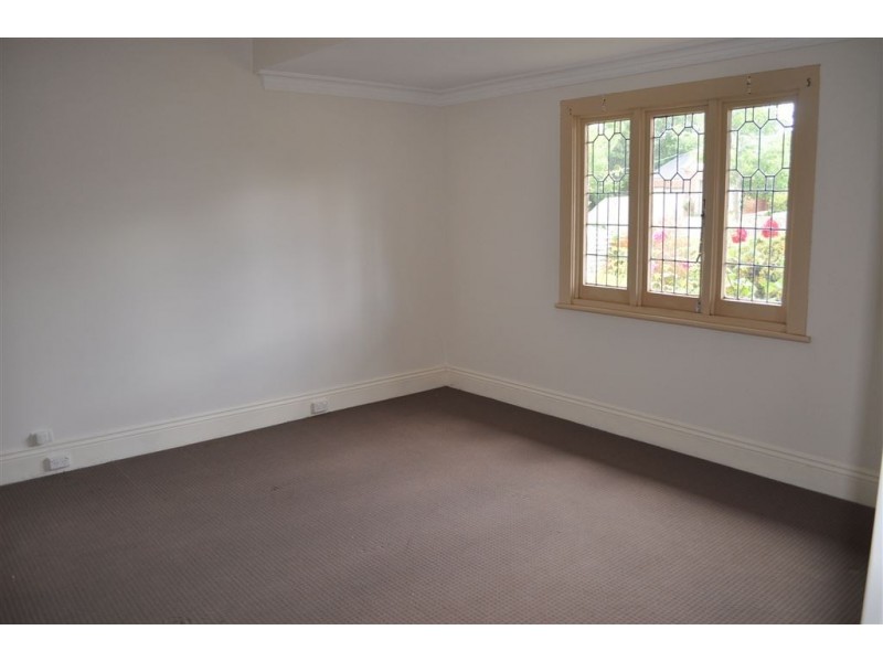 19 Inkerman Street, Newington VIC 3350