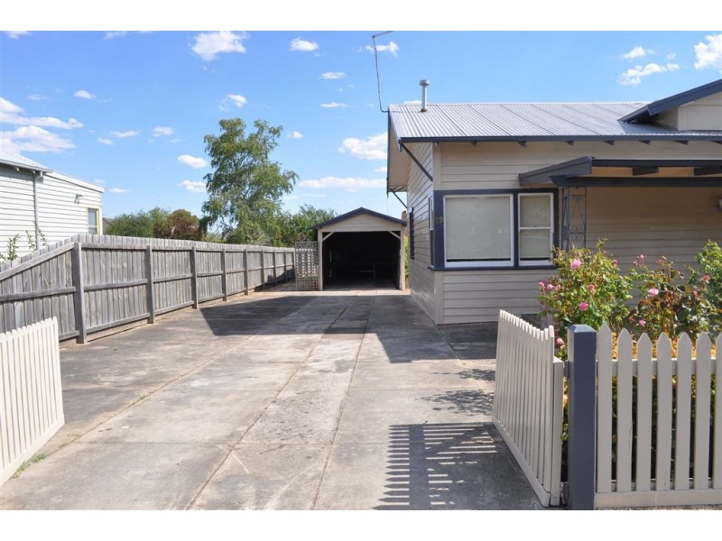 19 Inkerman Street, Newington VIC 3350