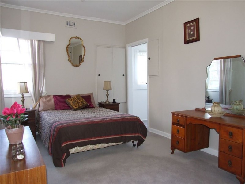 57 Gray Street, Lismore VIC 3324