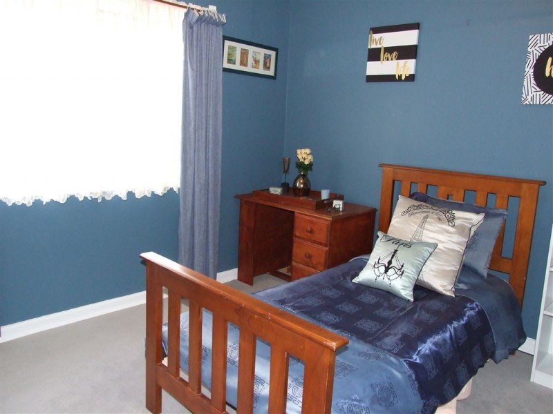 57 Gray Street, Lismore VIC 3324