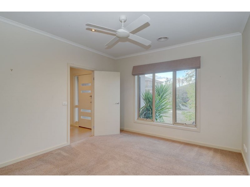 19 Dorset Drive, Alfredton VIC 3350