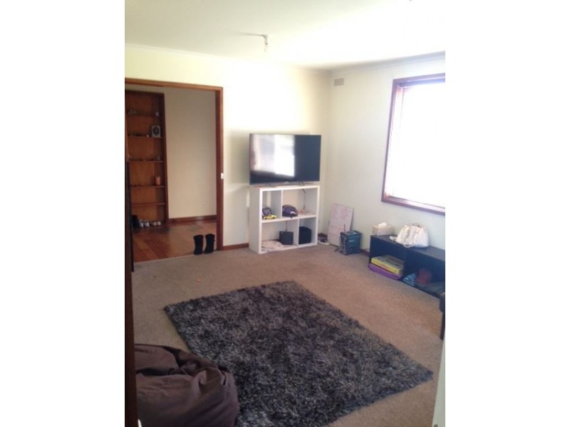 6 Nanta Court, Sebastopol VIC 3356