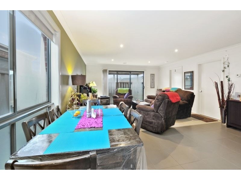 31 Ashwood Gardens, Mitchell Park VIC 3355