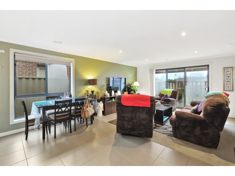 31 Ashwood Gardens, Mitchell Park VIC 3355