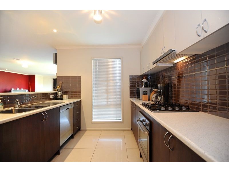 30 Menhennet Drive, Delacombe VIC 3356