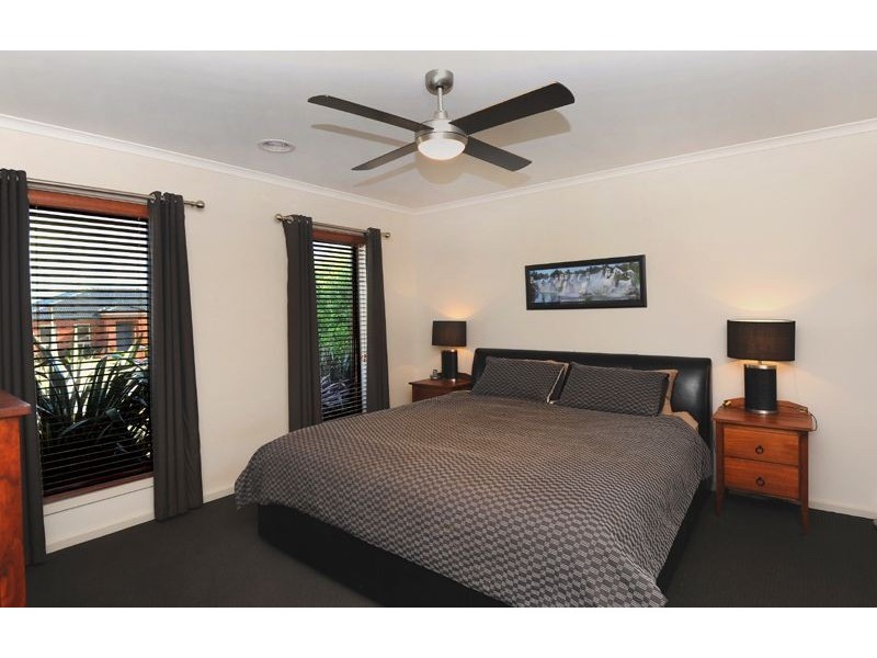 30 Menhennet Drive, Delacombe VIC 3356