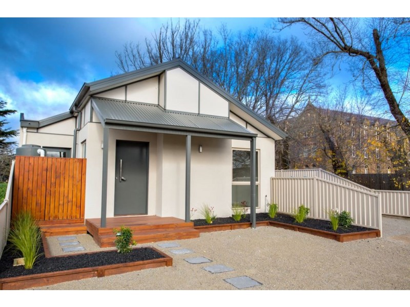 15 Monastery Drive, Wendouree VIC 3355