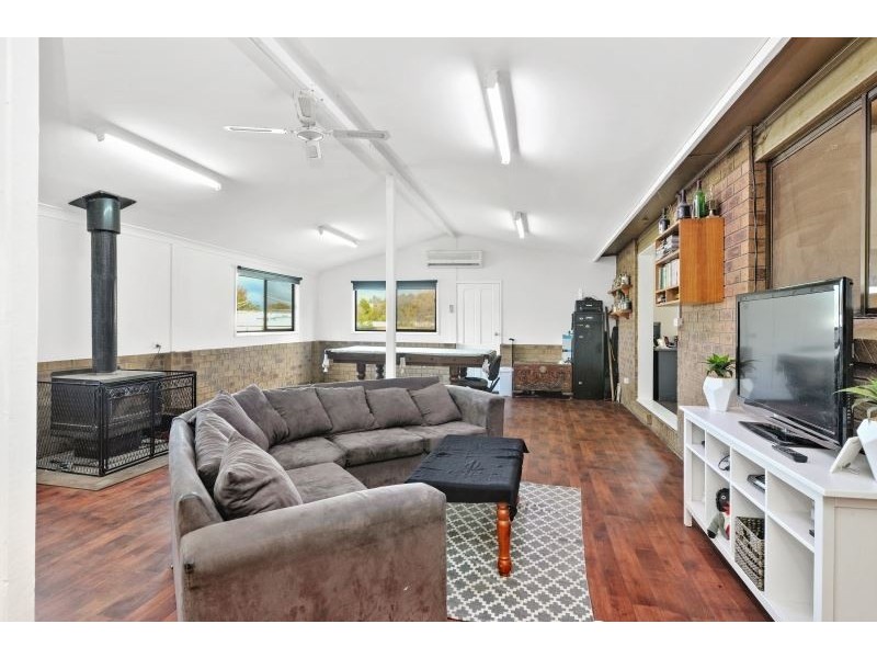 17 Berna Court, Ross Creek VIC 3351