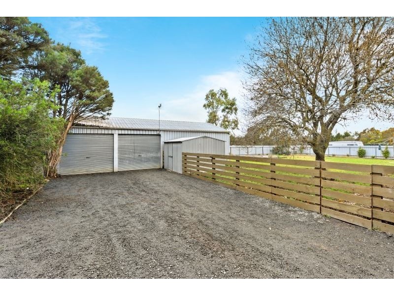 17 Berna Court, Ross Creek VIC 3351