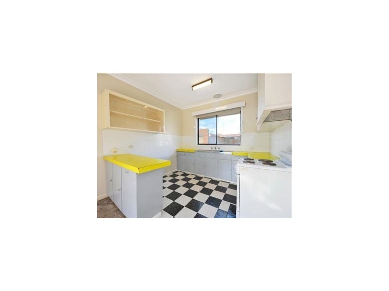 2 Margaret Street, Wendouree VIC 3355