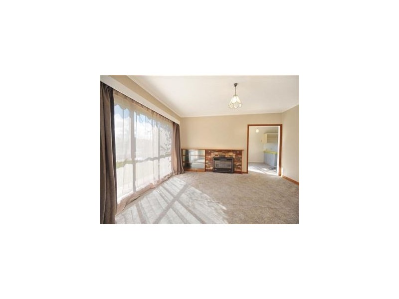 2 Margaret Street, Wendouree VIC 3355