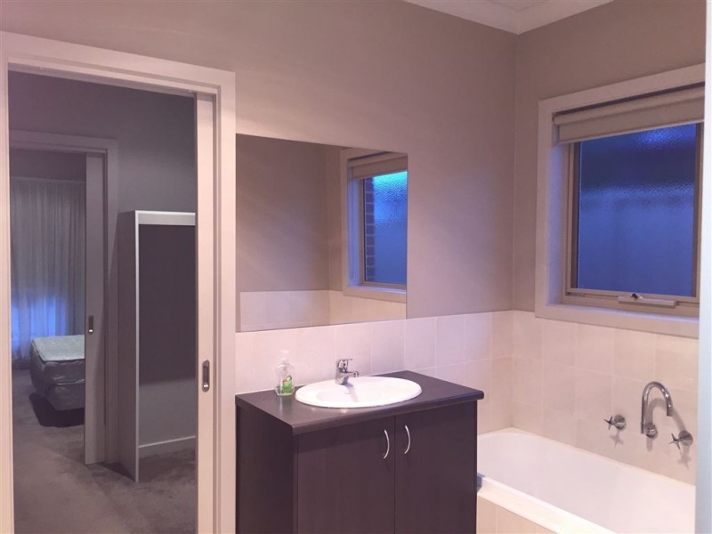 3/1127 Geelong Road, Mount Clear VIC 3350