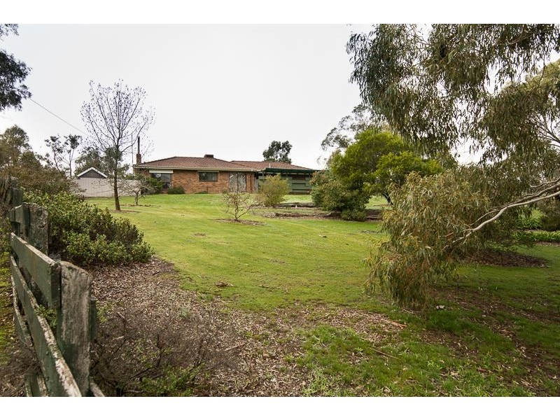 1 Clapperton Street, Lexton VIC 3352