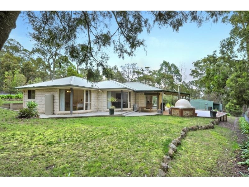 13 Timbertop Drive, Mount Helen VIC 3350
