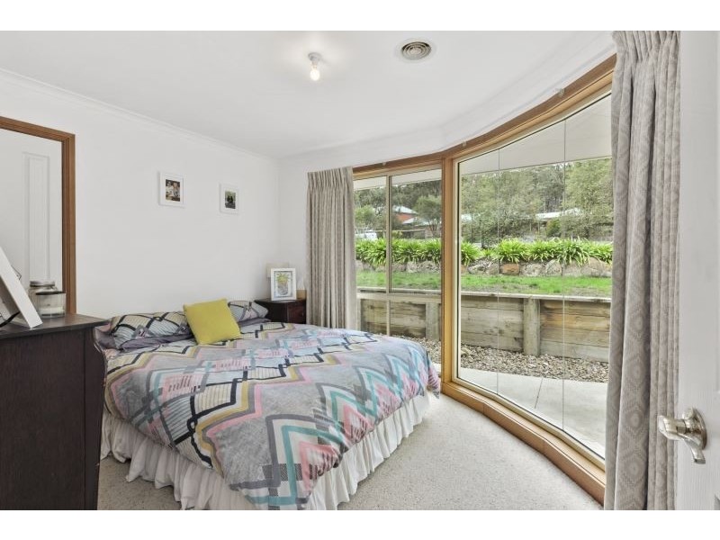 13 Timbertop Drive, Mount Helen VIC 3350