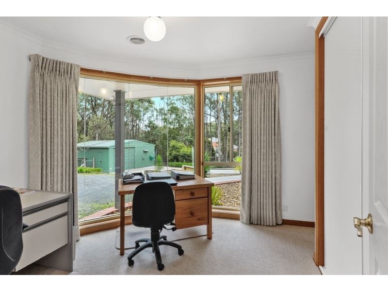 13 Timbertop Drive, Mount Helen VIC 3350