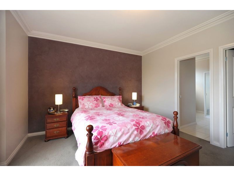 31 Scarborough Crescent, Alfredton VIC 3350