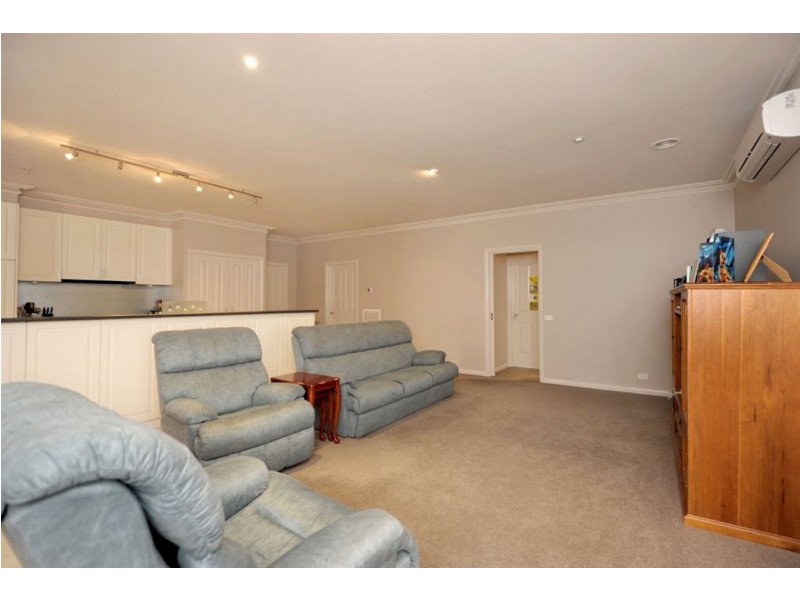 31 Scarborough Crescent, Alfredton VIC 3350