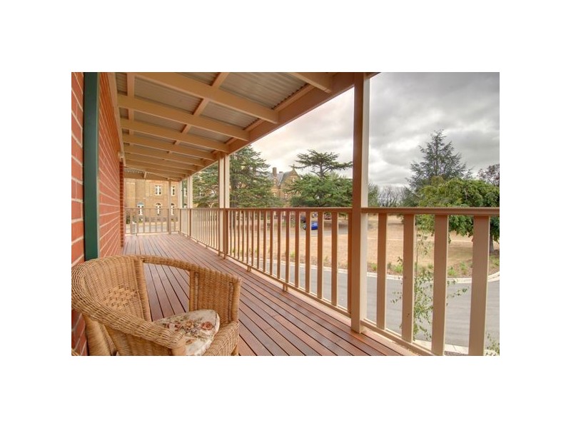 37 Monastery Drive, Wendouree VIC 3355