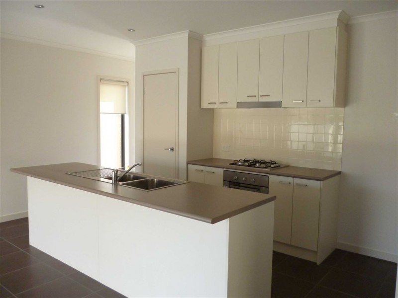 36 chase boulevard, Alfredton VIC 3350