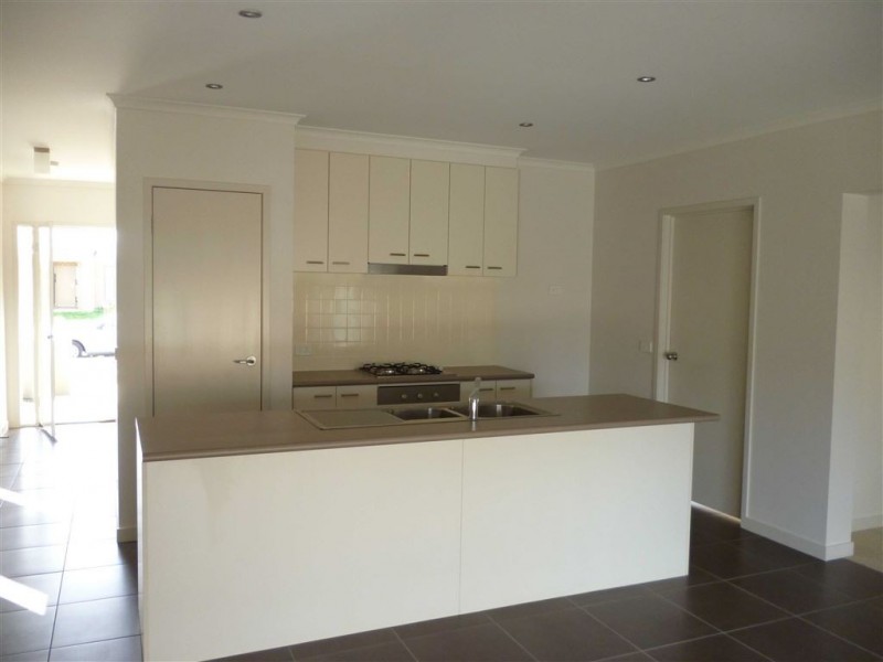 36 chase boulevard, Alfredton VIC 3350