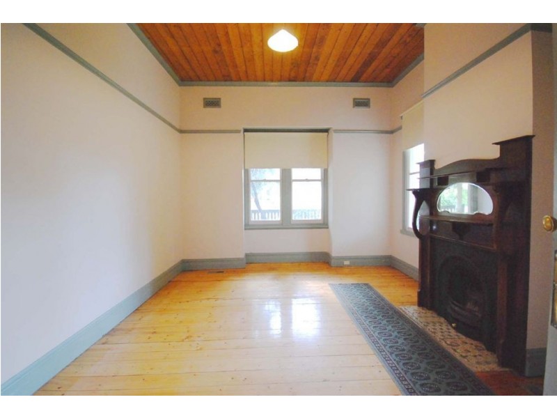 14 Devon Street, Lake Wendouree VIC 3350