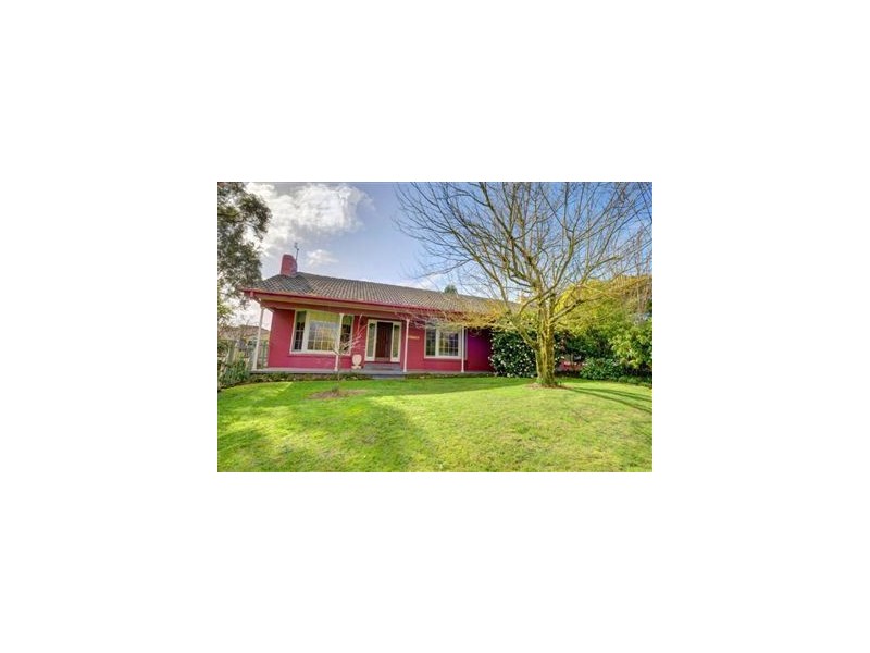 140 Moola Street, Black Hill VIC 3350