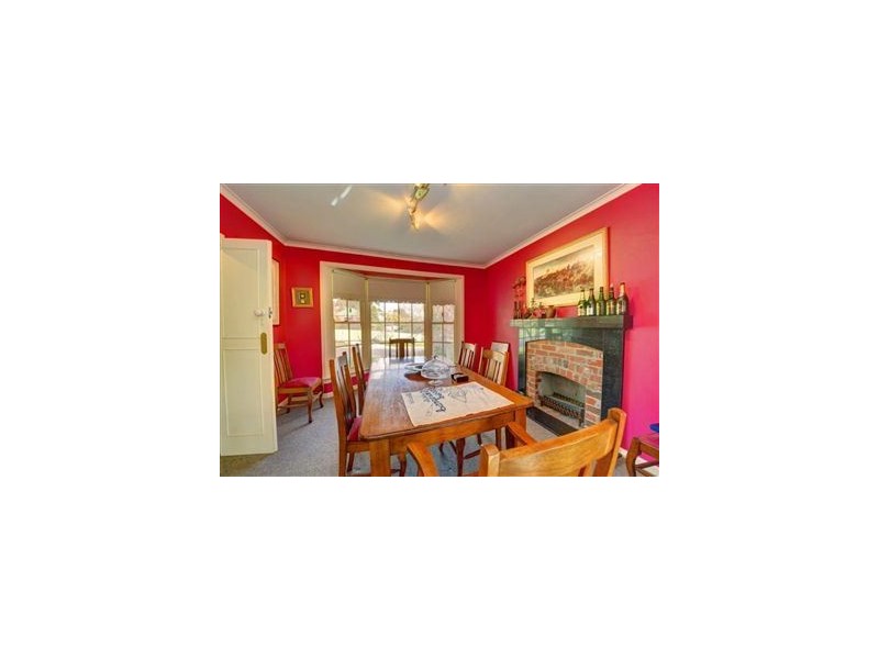 140 Moola Street, Black Hill VIC 3350