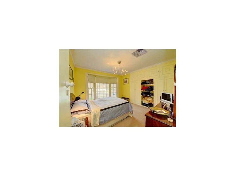 140 Moola Street, Black Hill VIC 3350