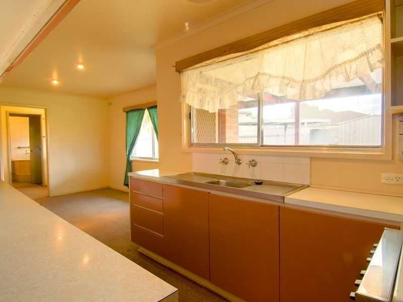 5 Wills Court, Sebastopol VIC 3356