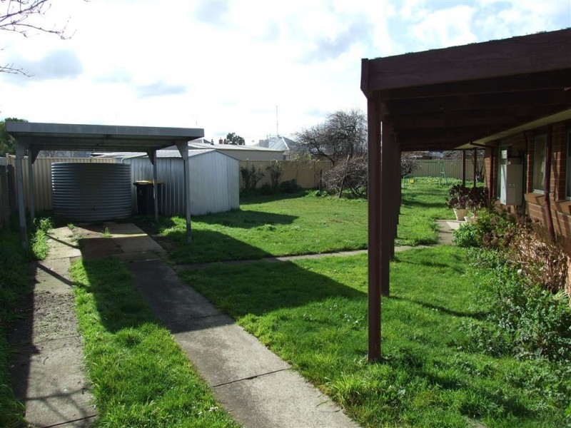 5 Wills Court, Sebastopol VIC 3356