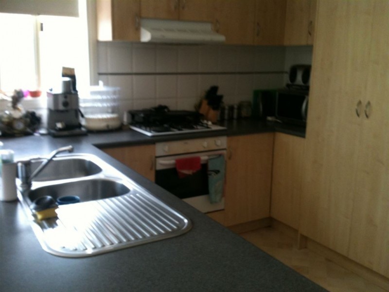 5 Parbury Ave, Lake Gardens VIC 3355