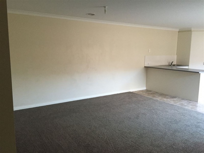 27 Oscar Drive, Sebastopol VIC 3356